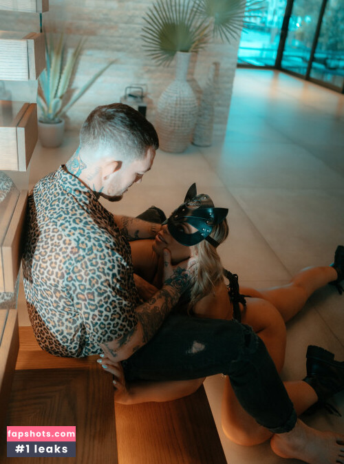 Paige Vanzant gallery photo #1229