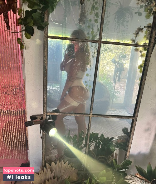 Paige Vanzant gallery photo #1935