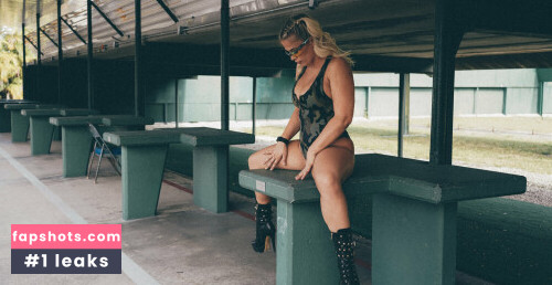 Paige Vanzant gallery photo #2316