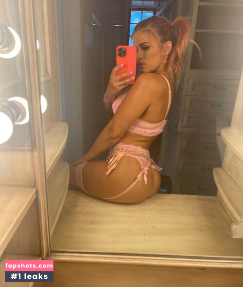 Paige Vanzant gallery photo #2666