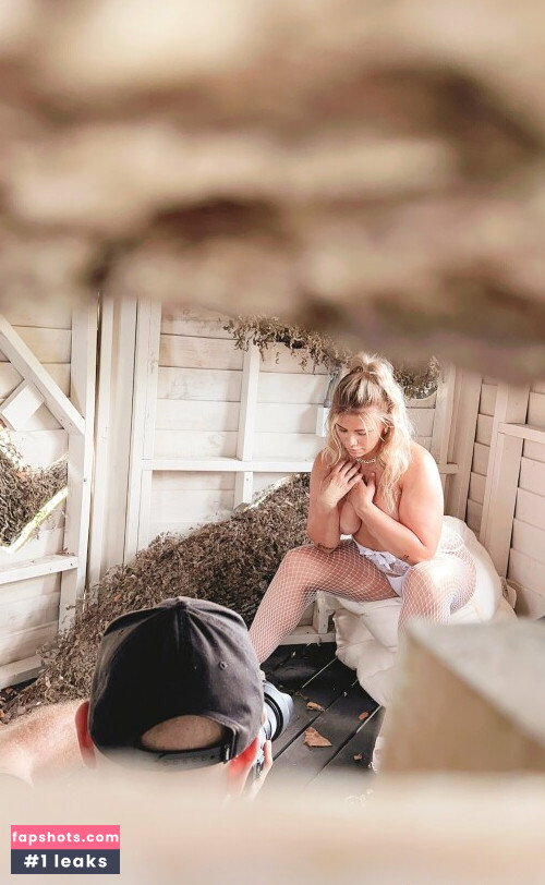 Paige Vanzant gallery photo #3145