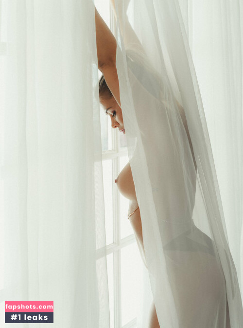 Paige Vanzant gallery photo #3510