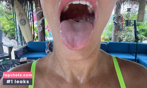 Paige Vanzant gallery photo #3813