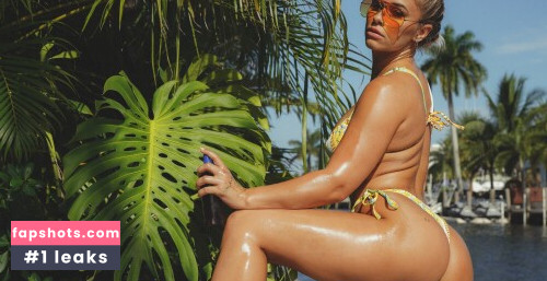 Paige Vanzant gallery photo #4078