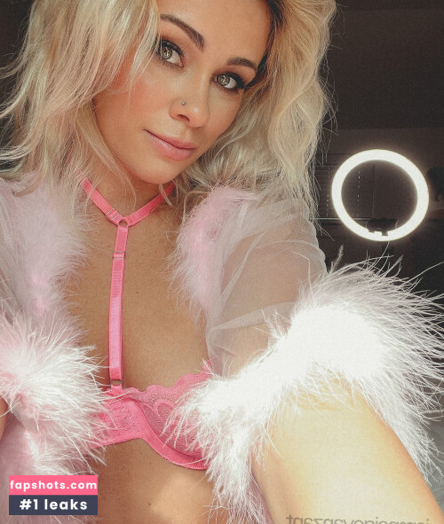 Paige Vanzant gallery photo #5710