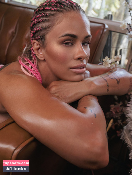 Paige Vanzant gallery photo #894