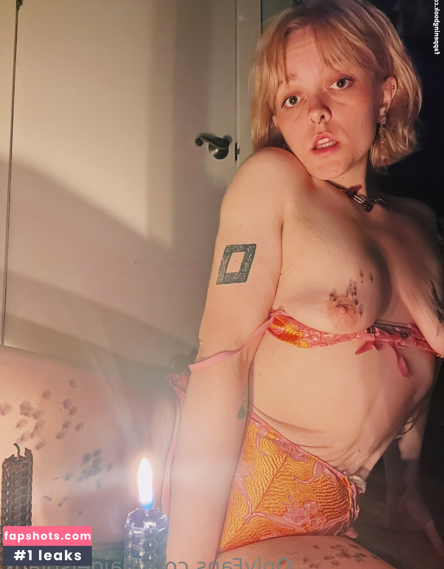 paigeisblank gallery photo #17