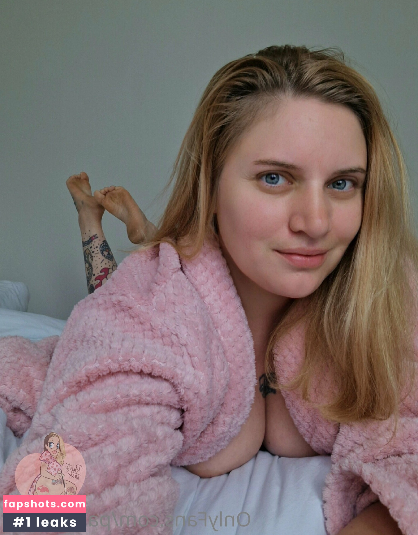 paintytoes1 gallery photo #24