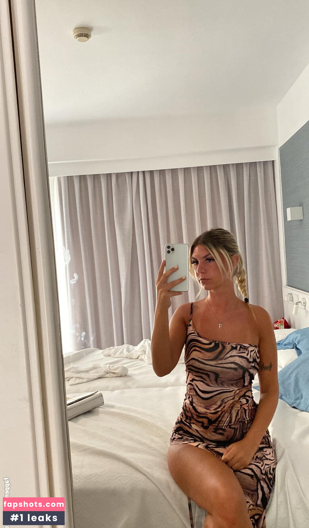 Paisley Duggan gallery photo #3