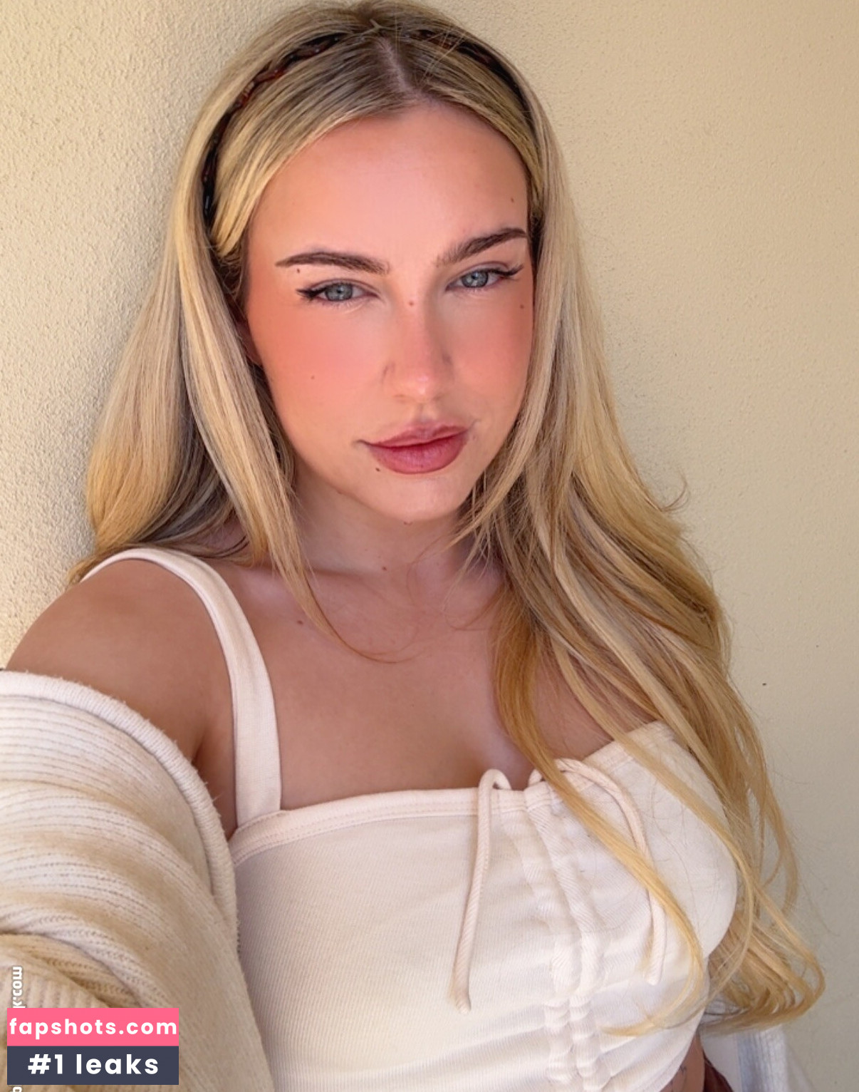 PaladinAmber gallery photo #2