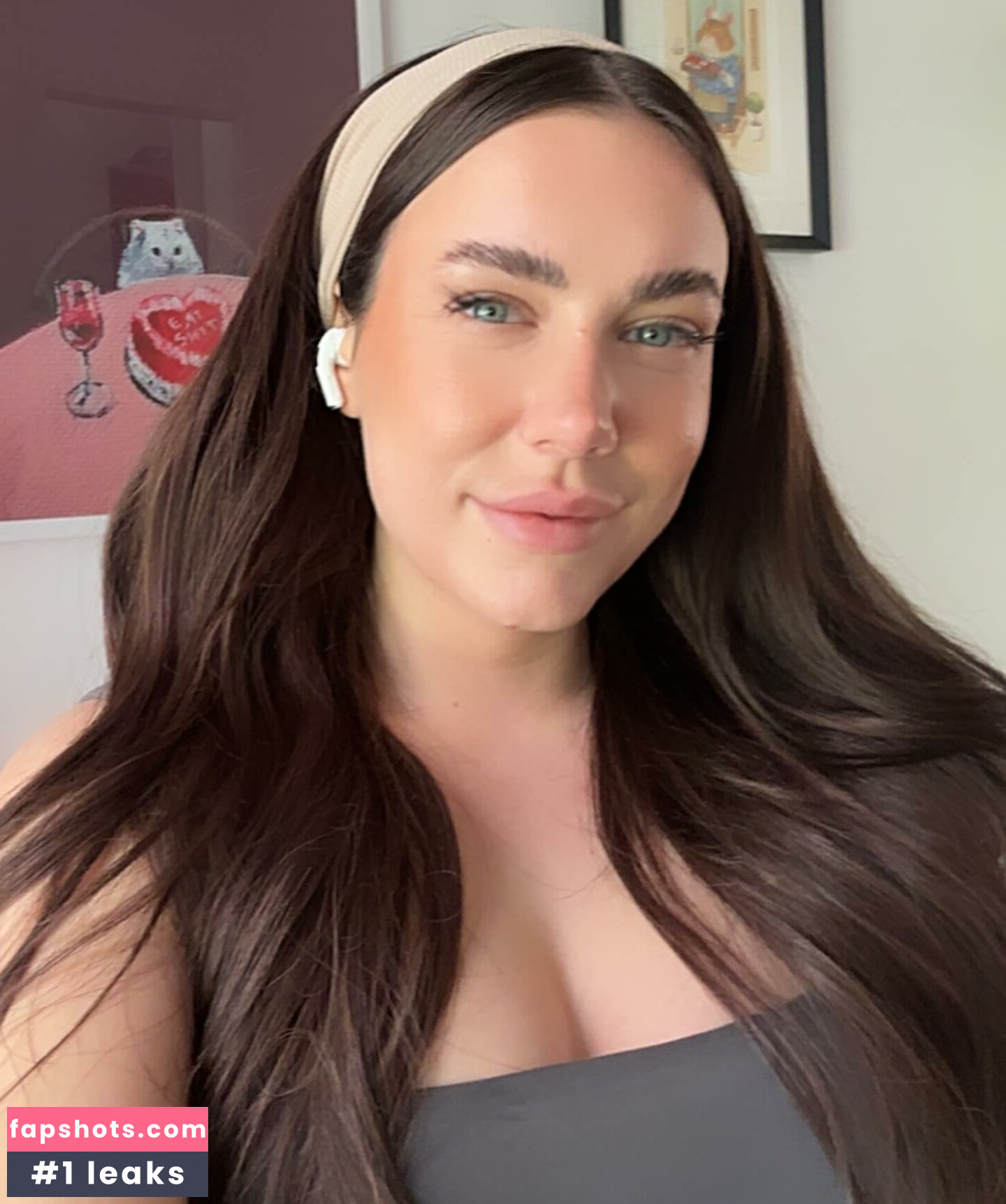 PaladinAmber gallery photo #40