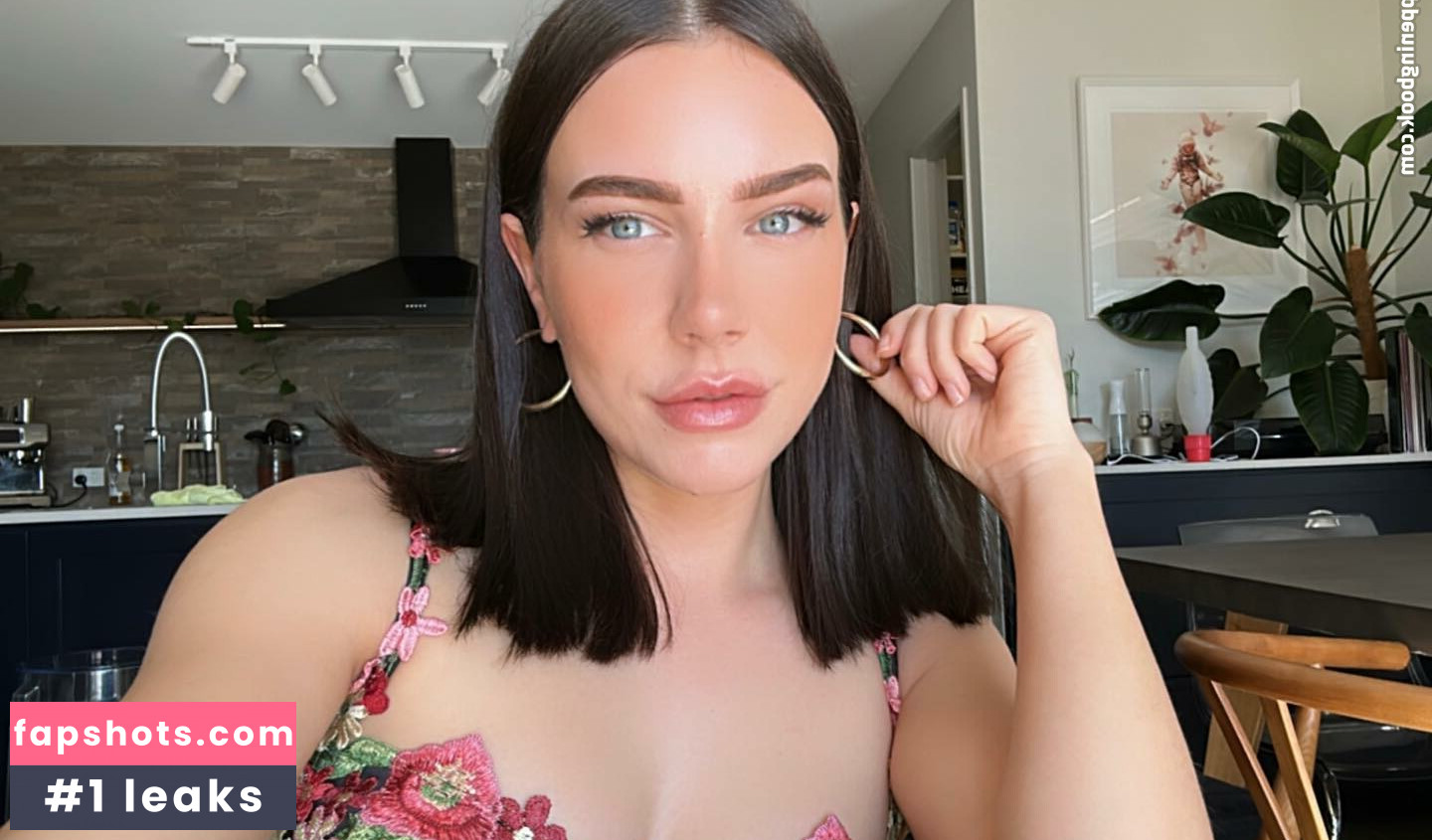 PaladinAmber gallery photo #75