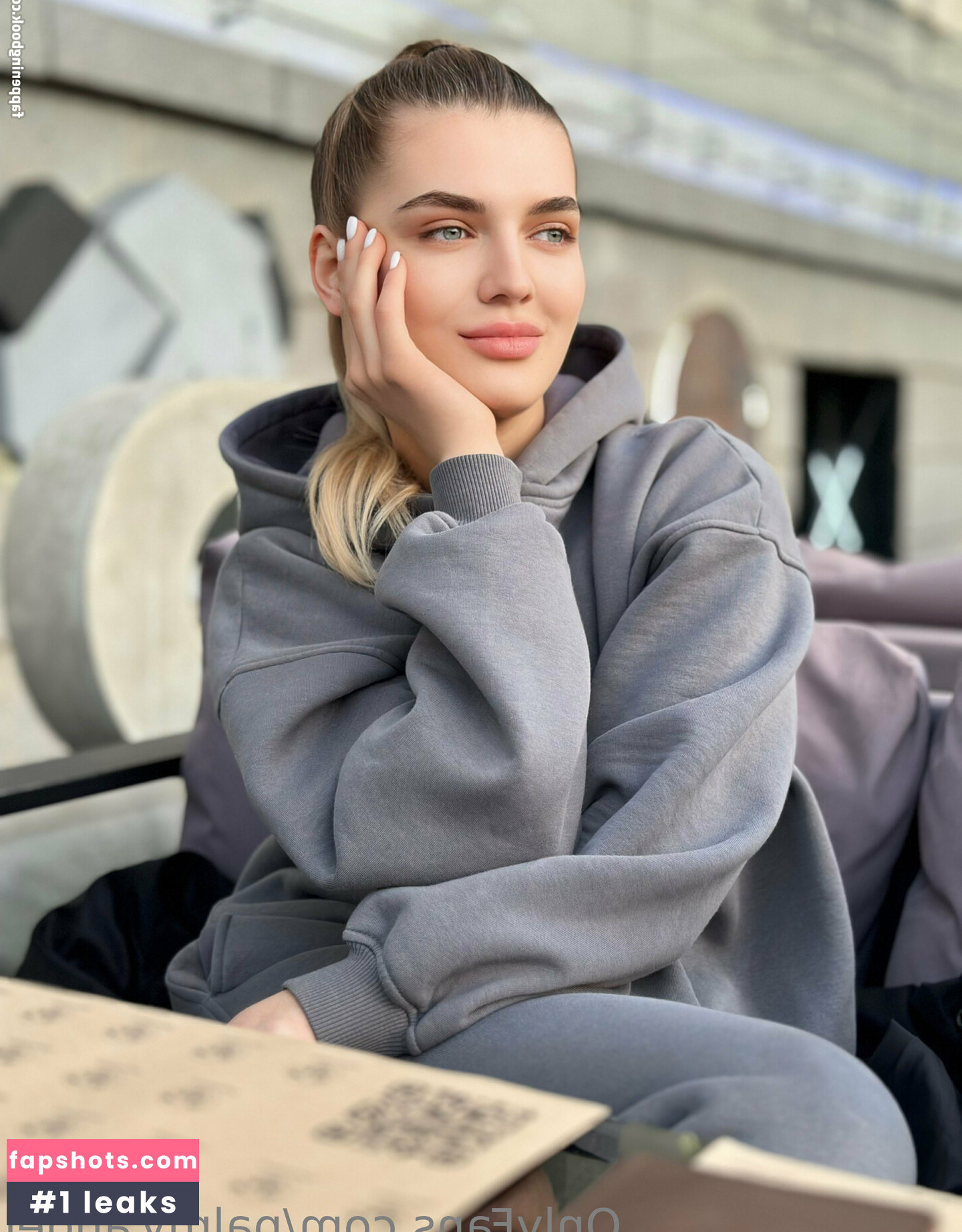 palmy.angel nude babe gallery