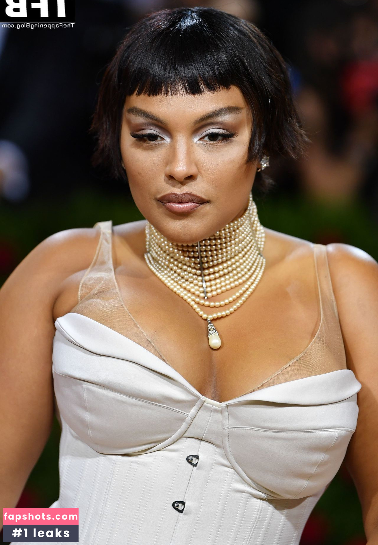 Paloma Elsesser gallery photo #3