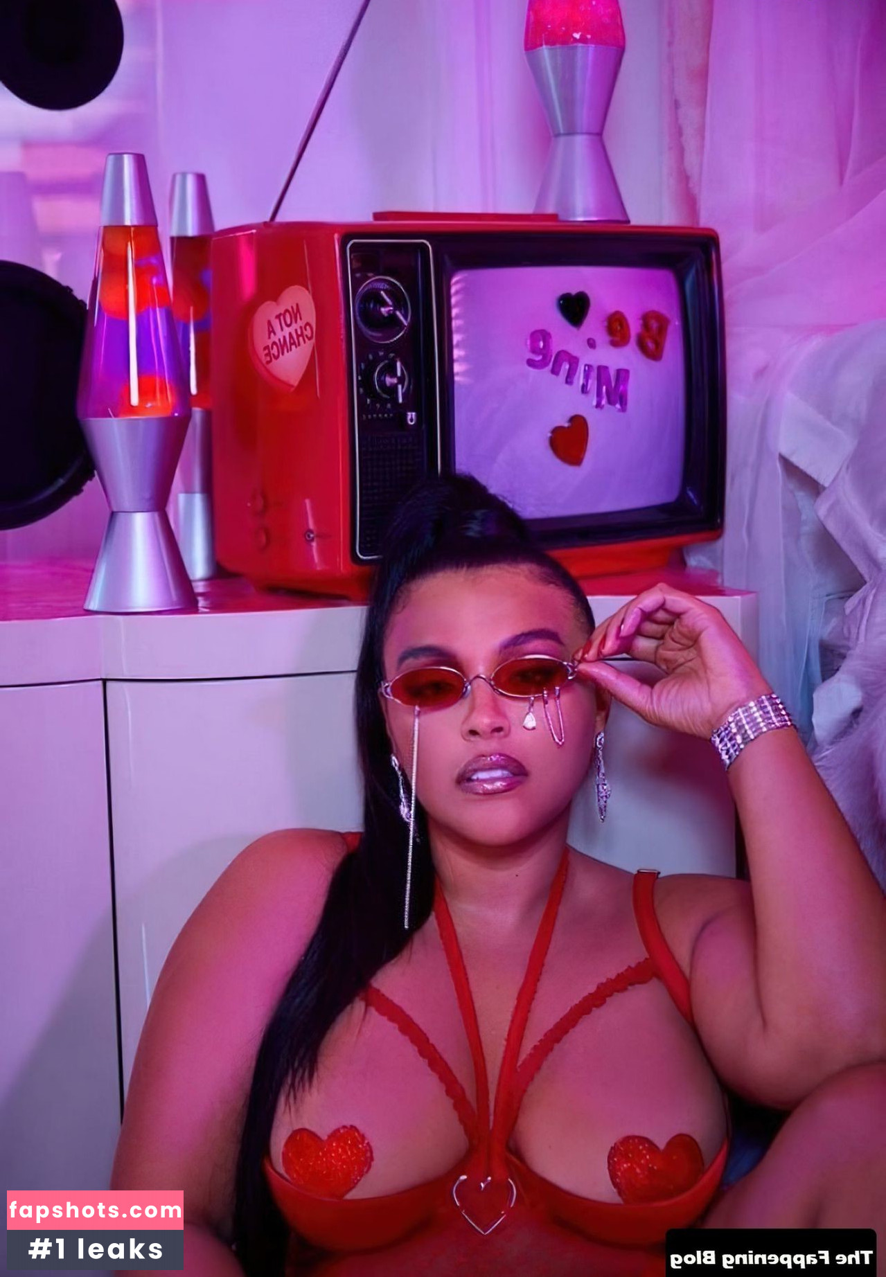 Paloma Elsesser gallery photo #26