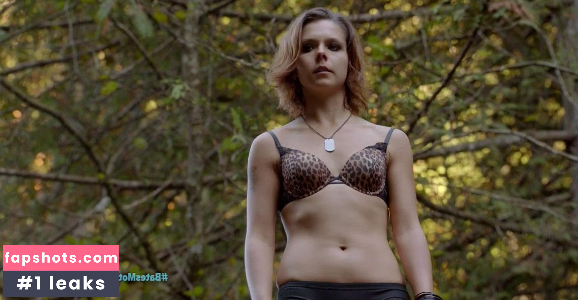 Paloma Kwiatkowski nude babe gallery