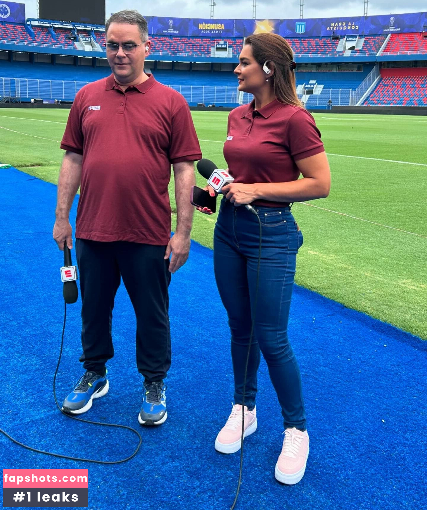 Paloma Tocci gallery photo #104