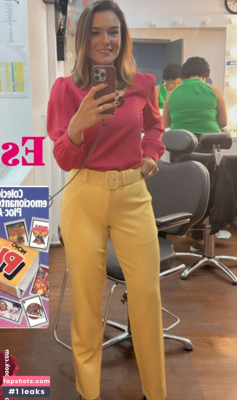 Paloma Tocci gallery photo #106