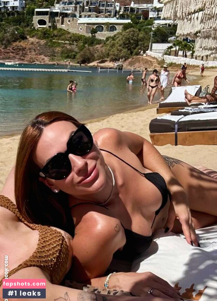 Paloma Tocci gallery photo #140