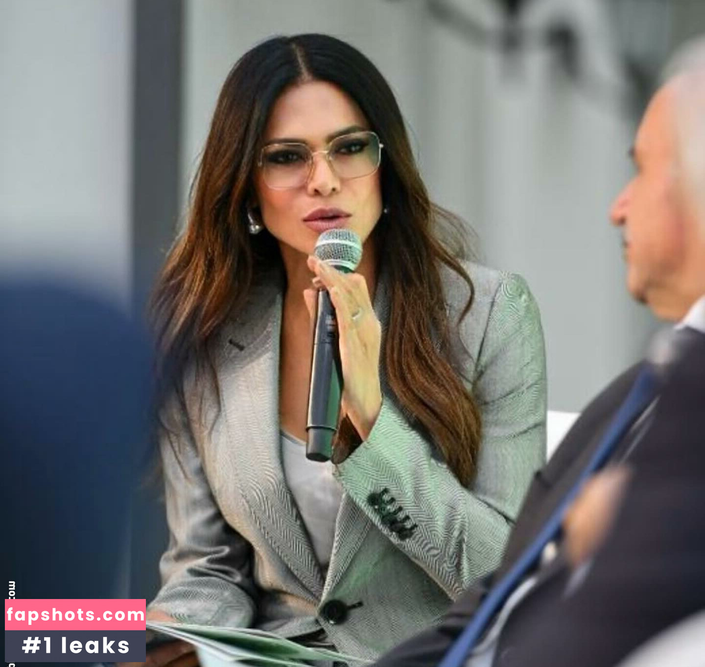 Paloma Tocci gallery photo #145