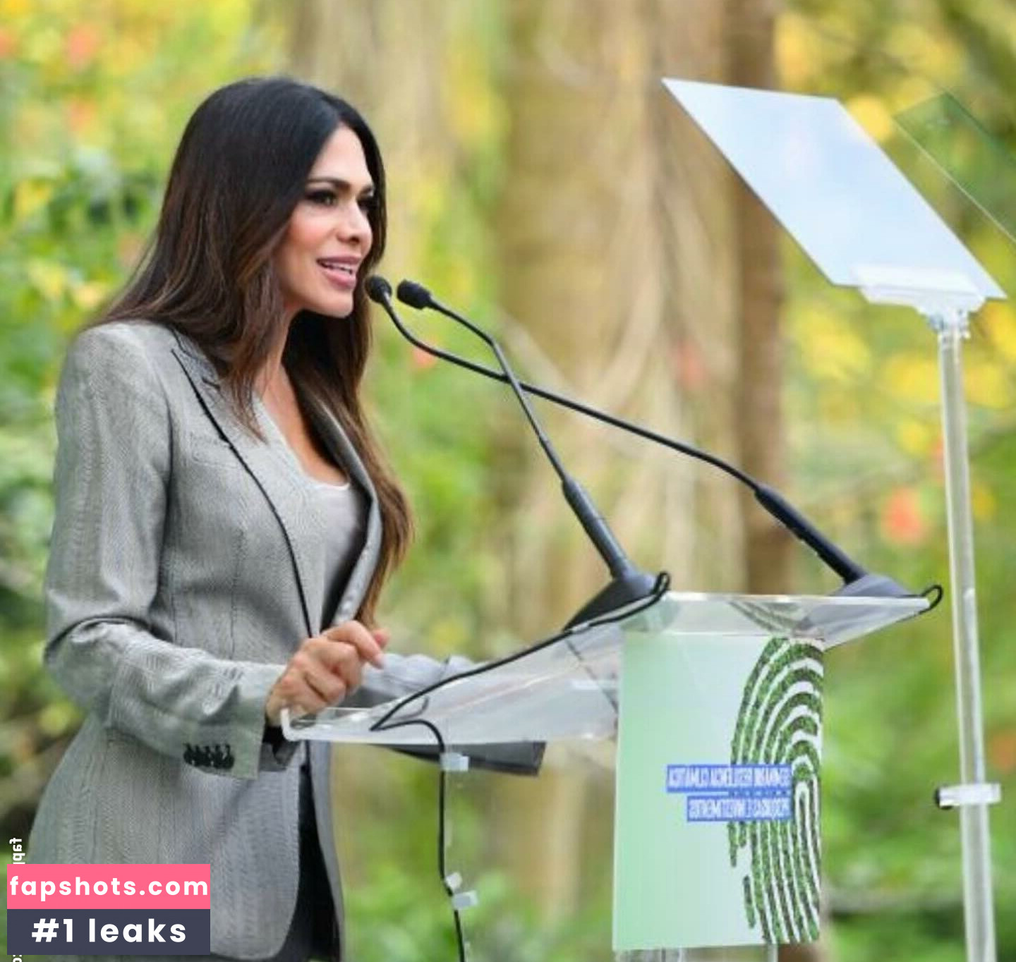 Paloma Tocci gallery photo #147