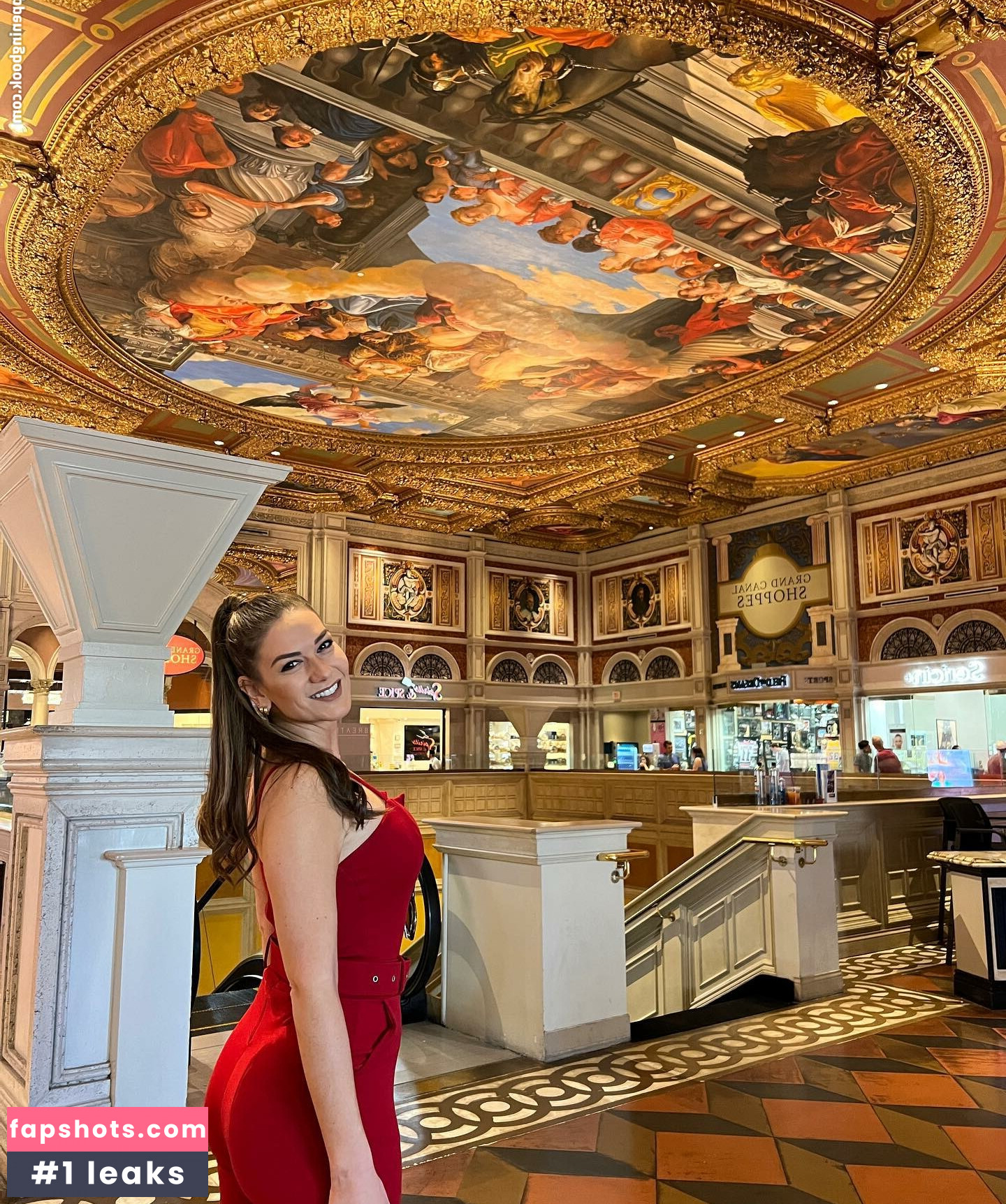 Paloma Tocci gallery photo #183