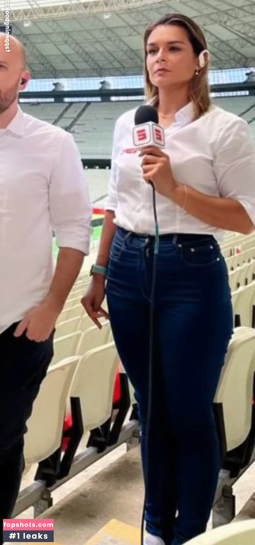 Paloma Tocci gallery photo #193