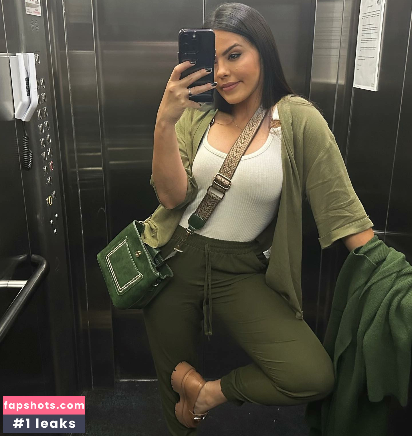 Paloma Tocci gallery photo #215