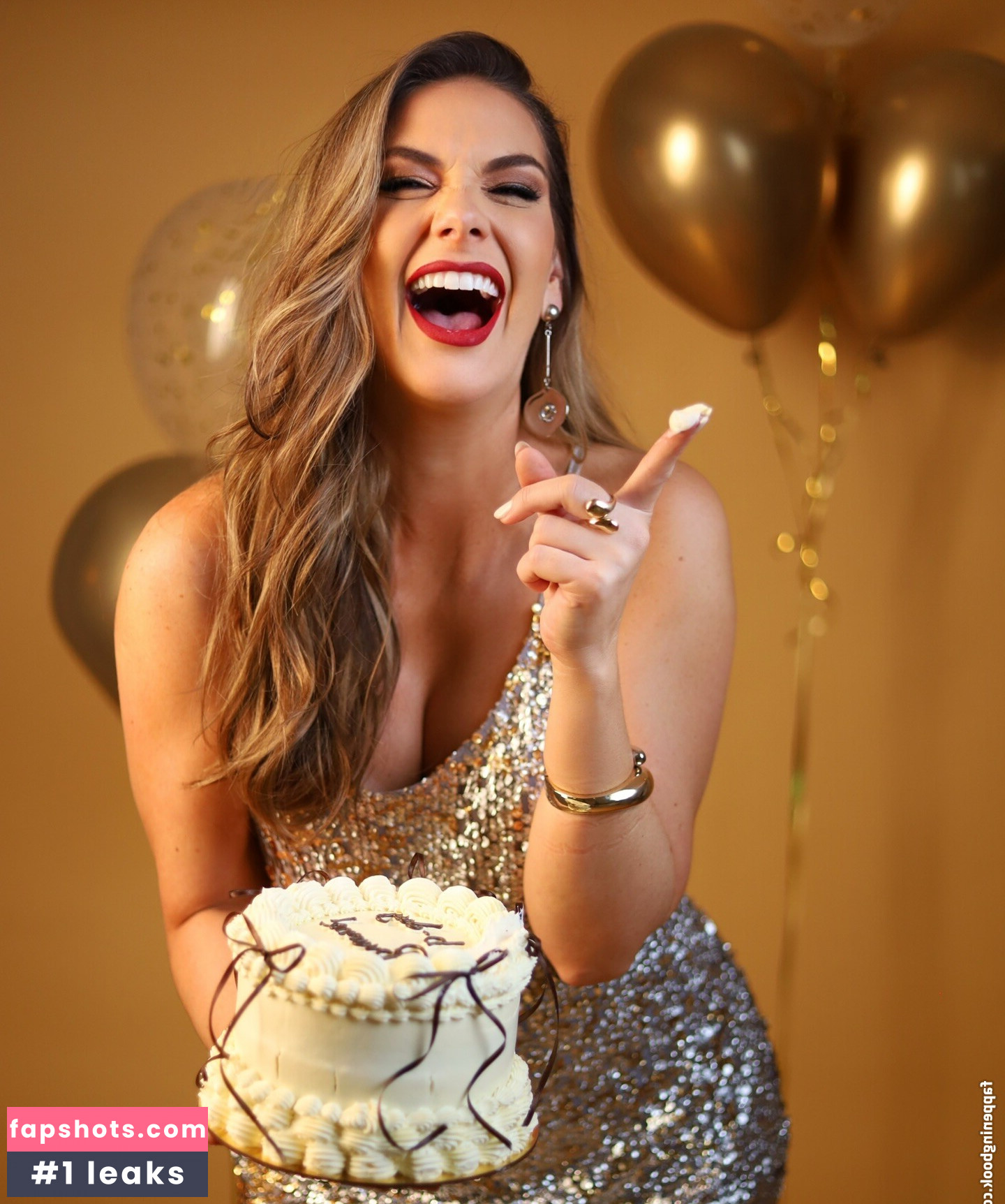 Paloma Tocci gallery photo #27