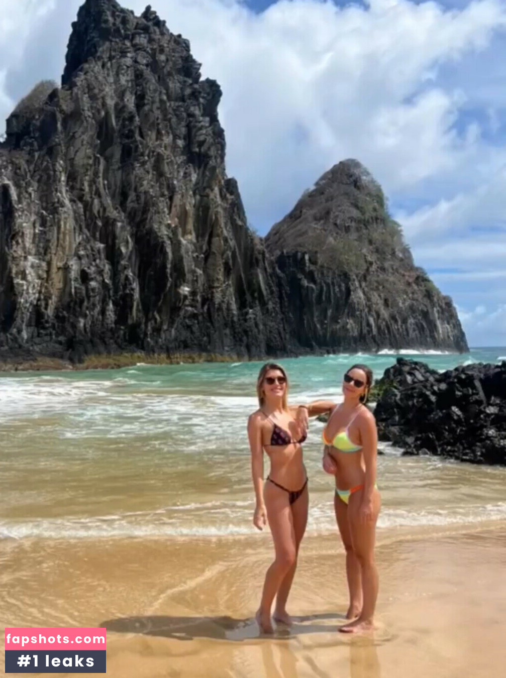 Paloma Tocci gallery photo #284