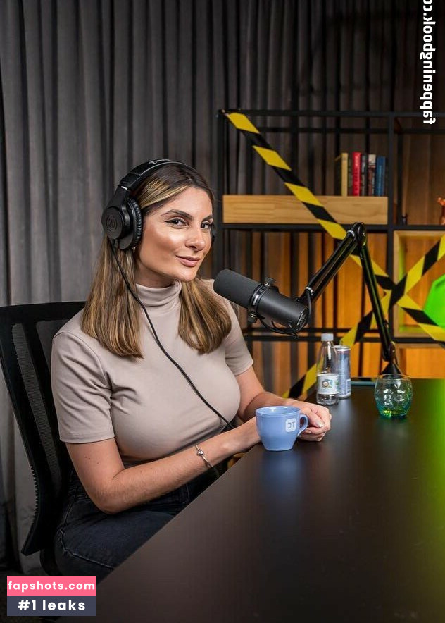 Paloma Tocci gallery photo #292