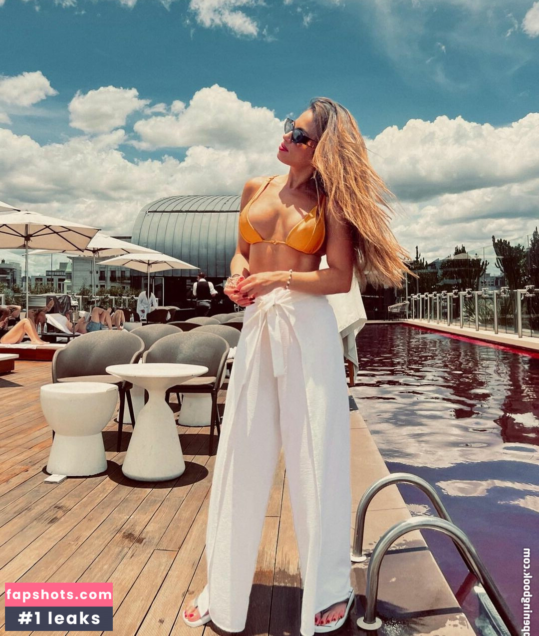 Paloma Tocci gallery photo #304