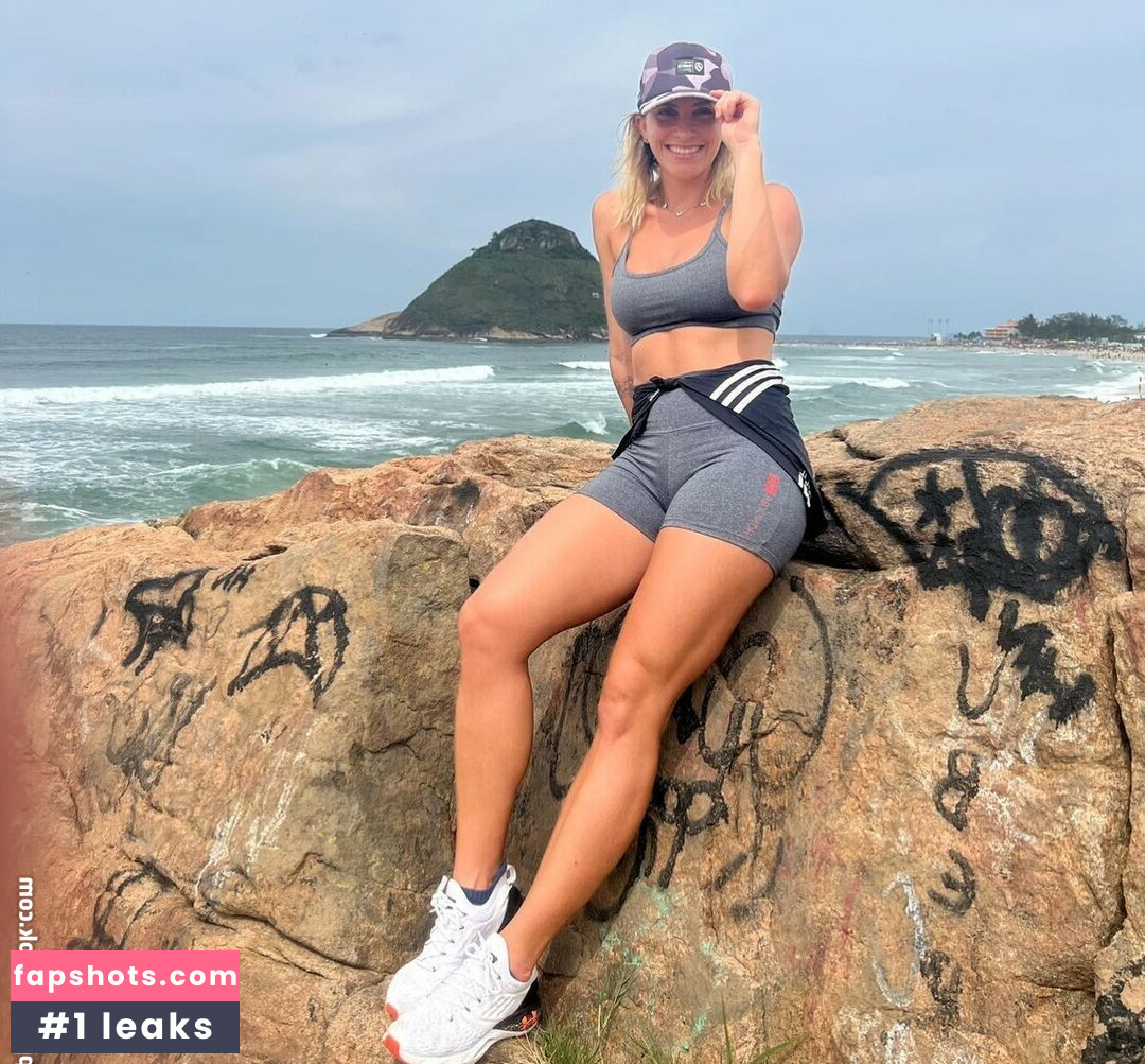 Paloma Tocci gallery photo #314