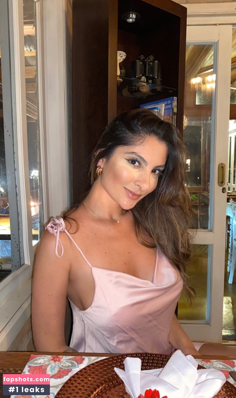 Paloma Tocci gallery photo #348