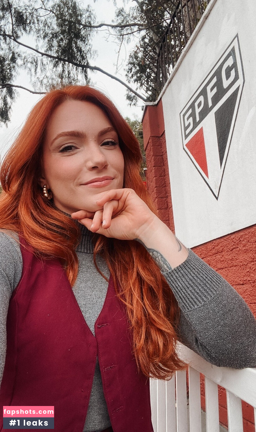 Paloma Tocci gallery photo #8