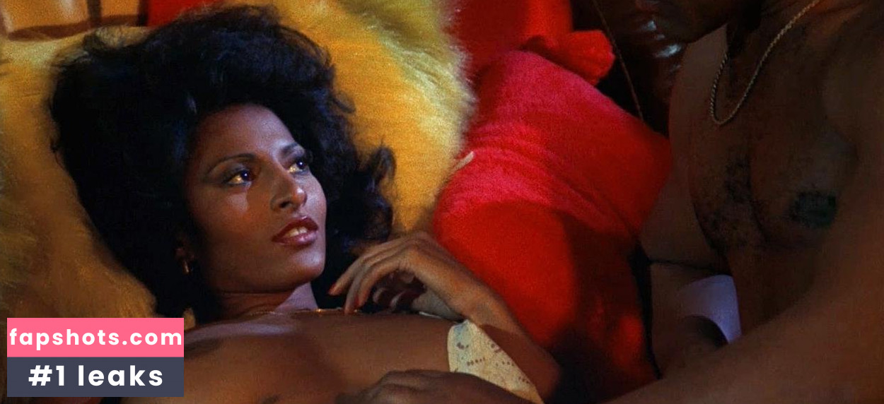 Pam Grier gallery photo #126
