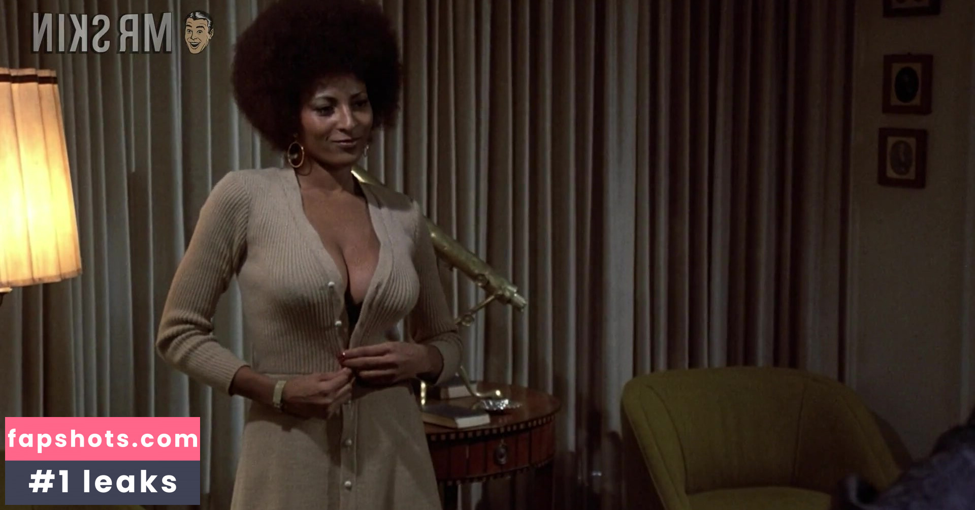 Pam Grier gallery photo #18