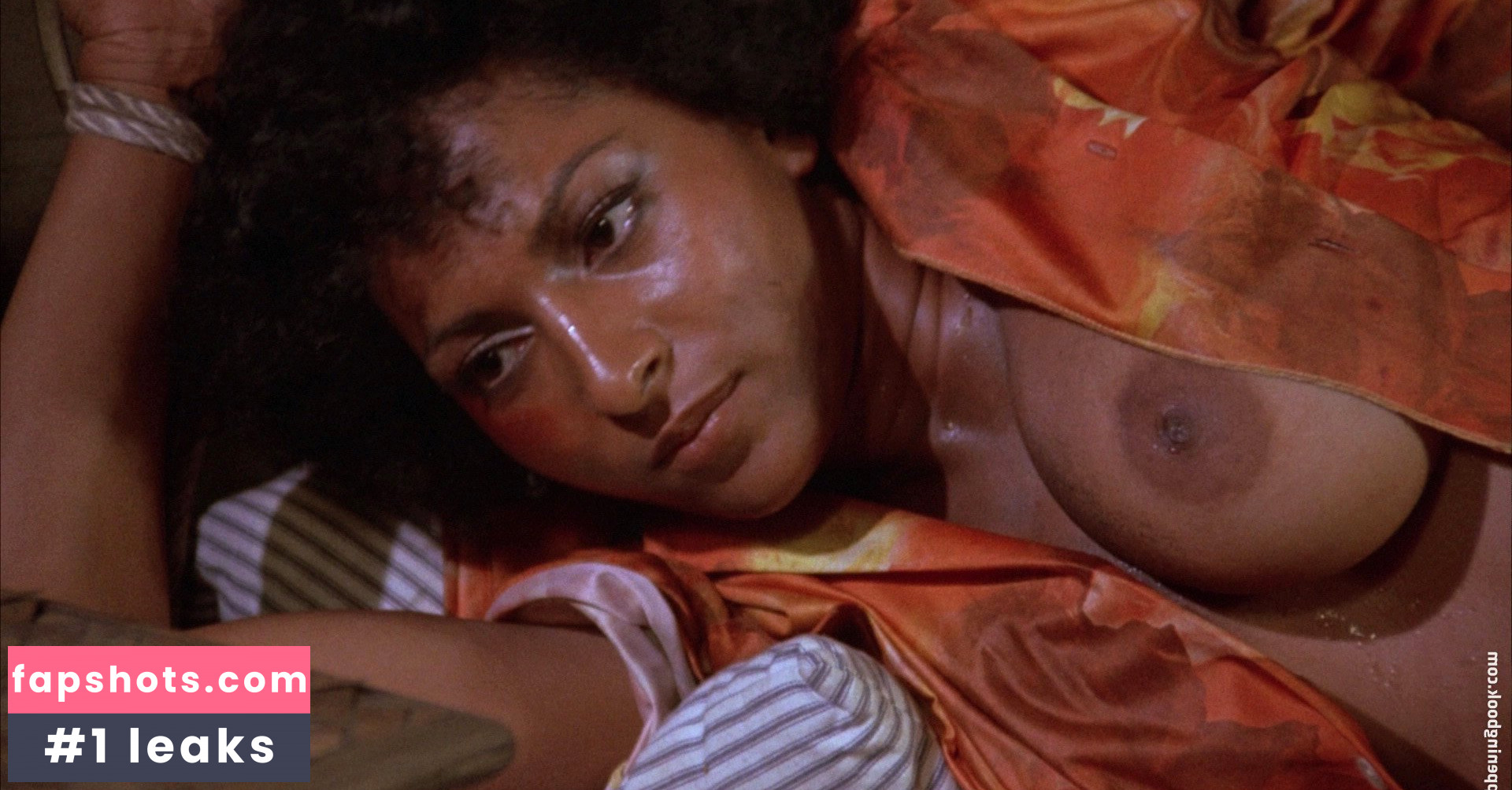 Pam Grier gallery photo #69