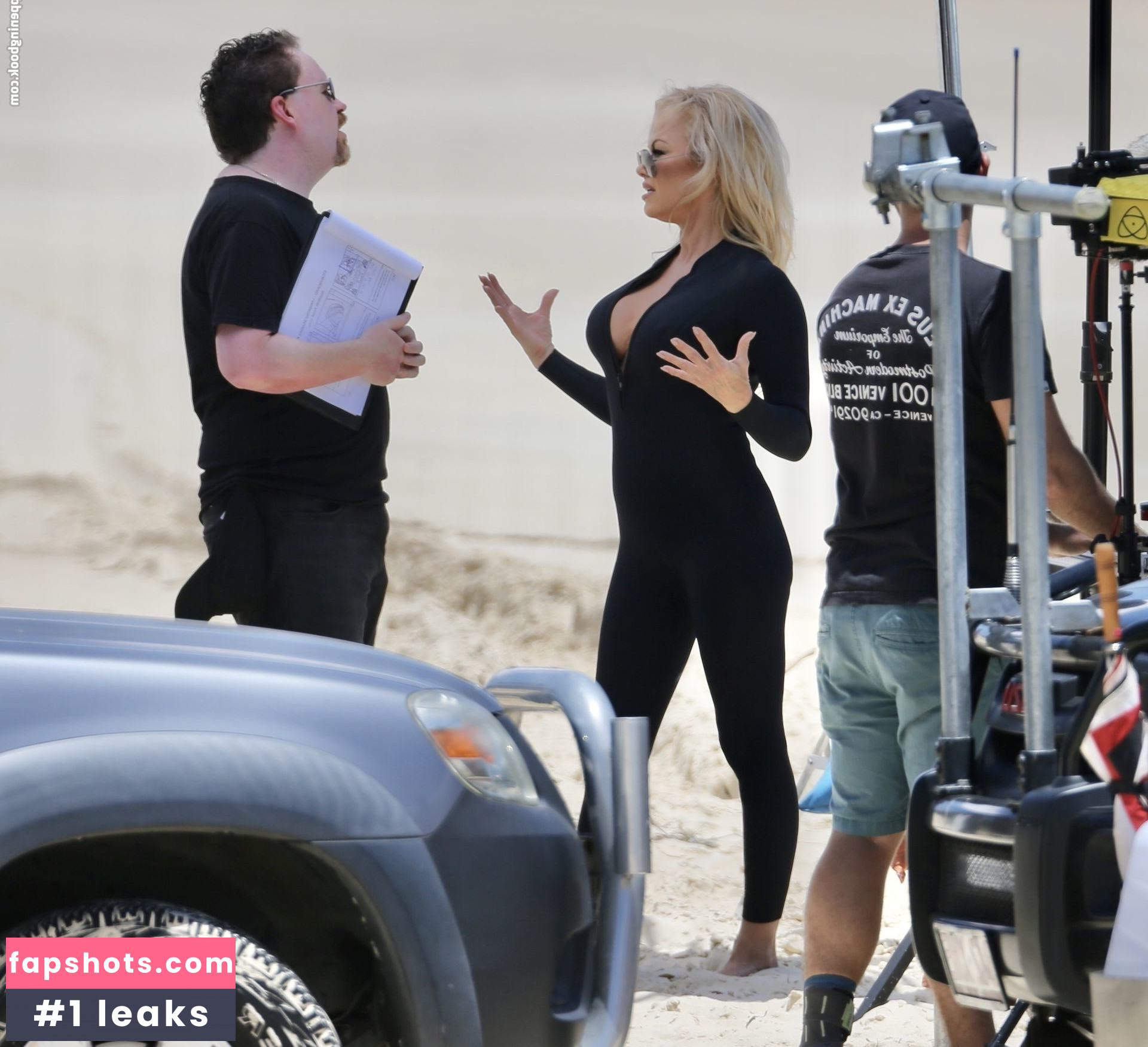 Pamela Anderson gallery photo #347