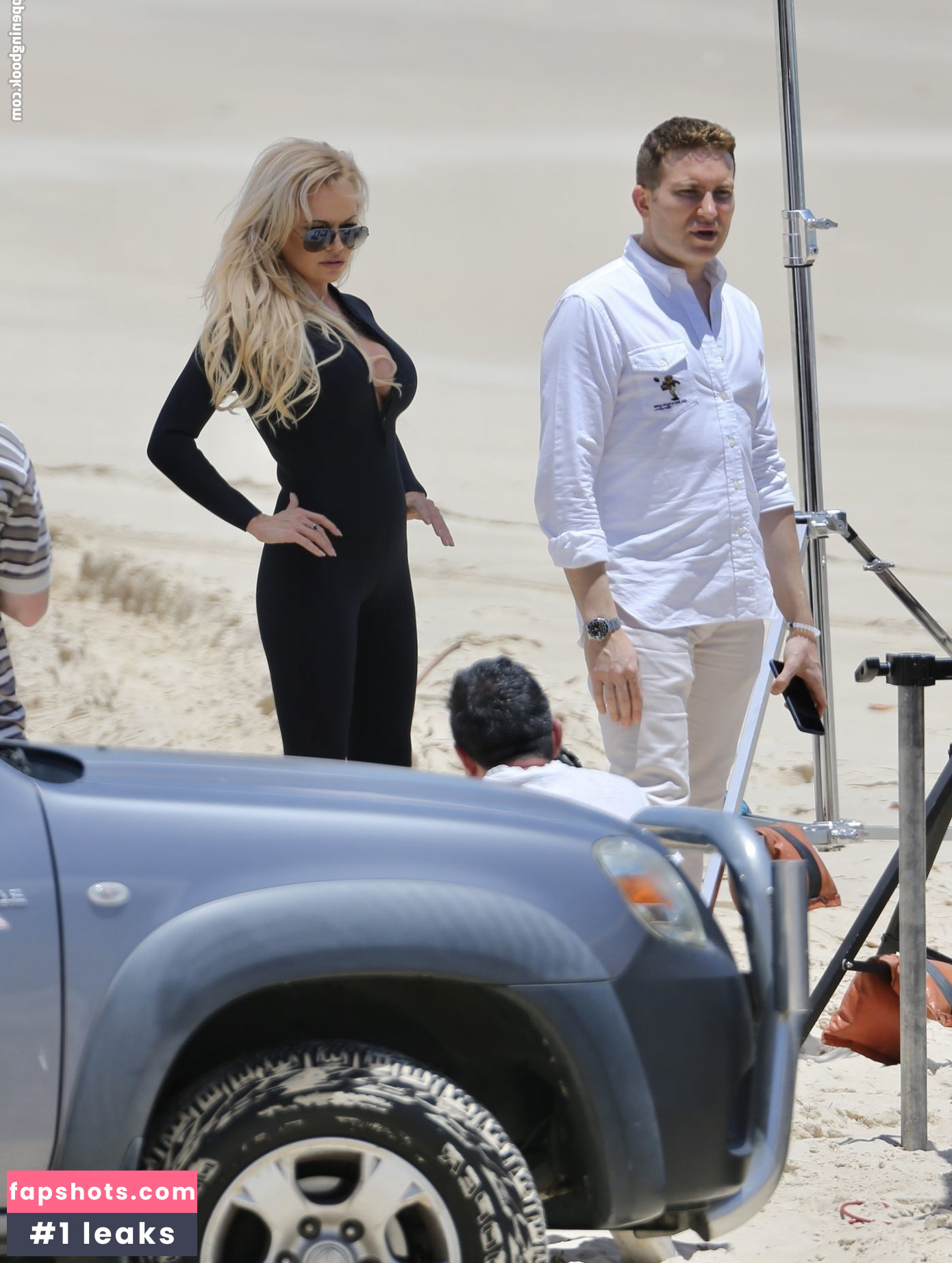 Pamela Anderson gallery photo #348