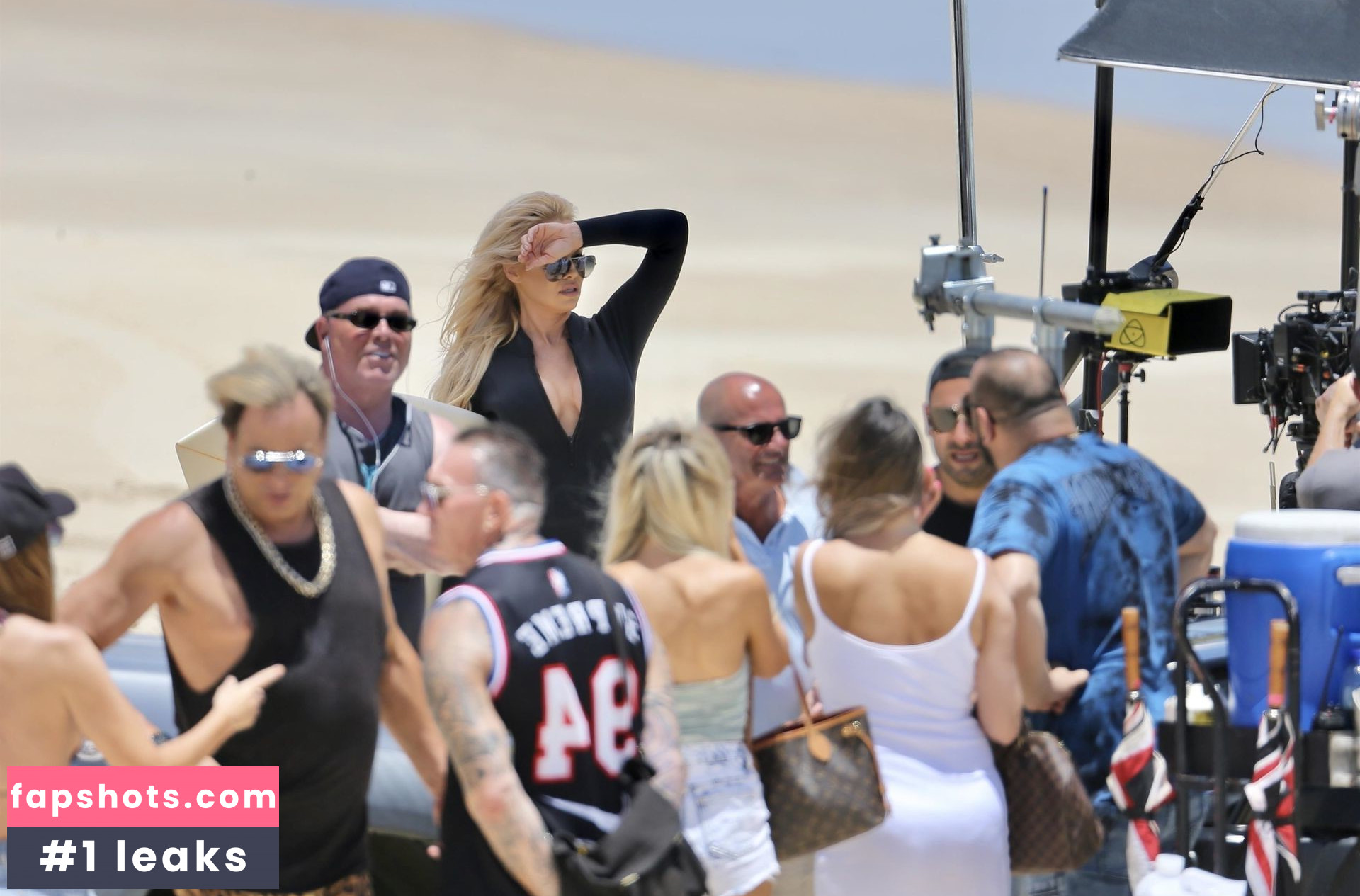 Pamela Anderson gallery photo #353