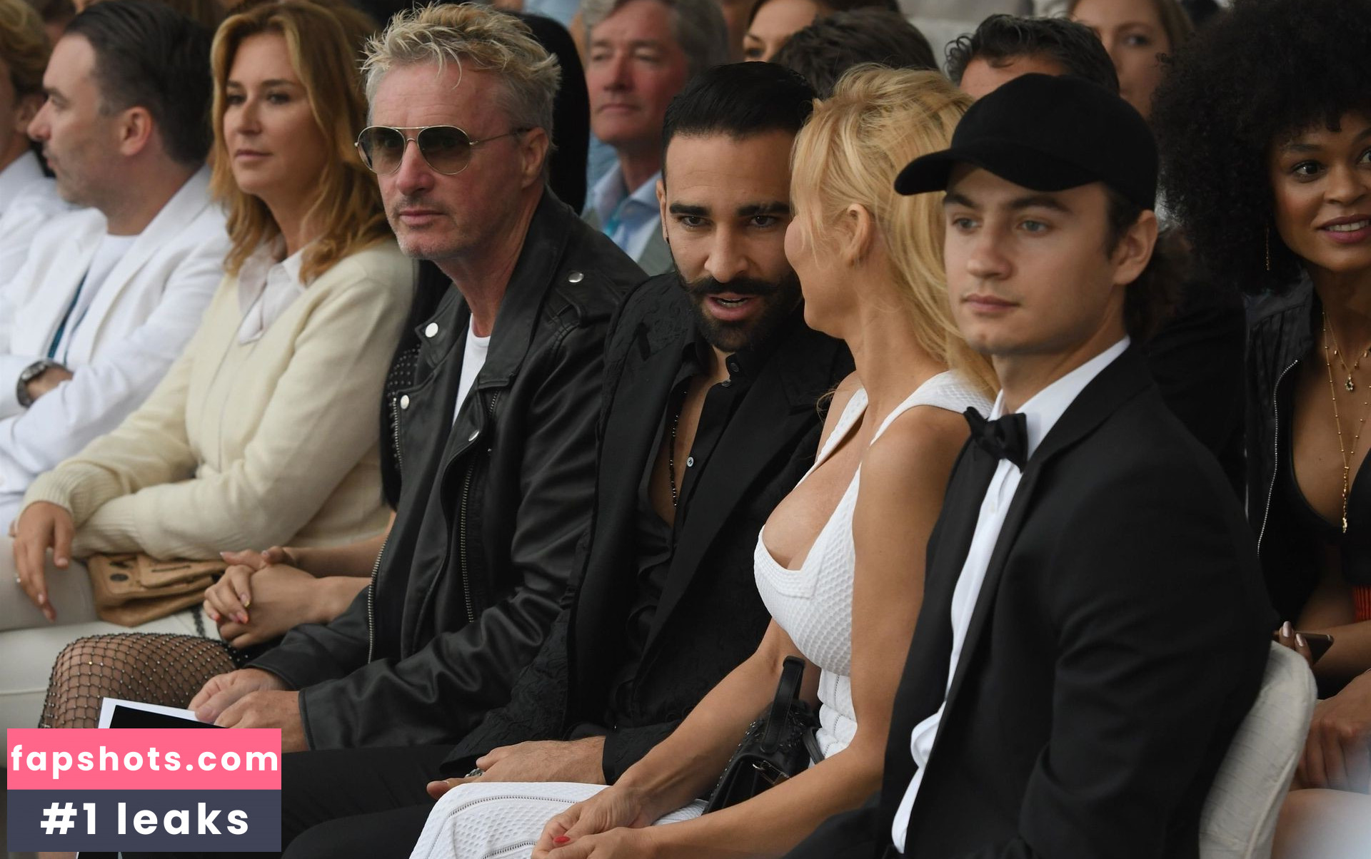 Pamela Anderson gallery photo #384