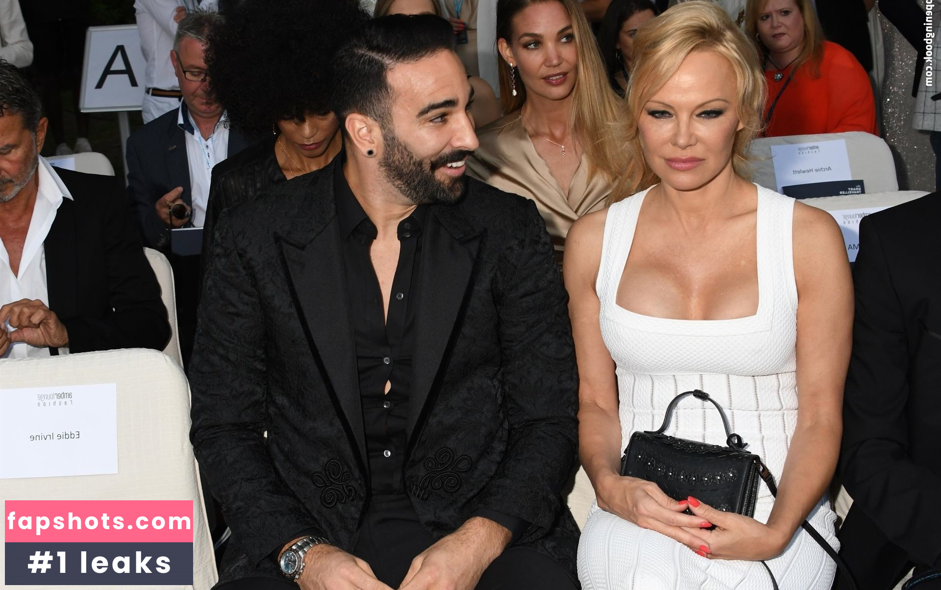 Pamela Anderson gallery photo #385