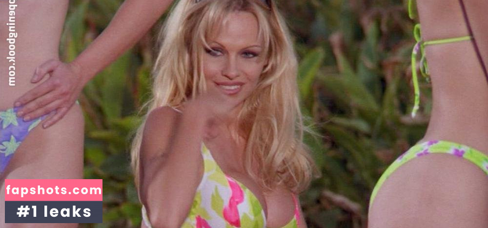 Pamela Anderson gallery photo #394