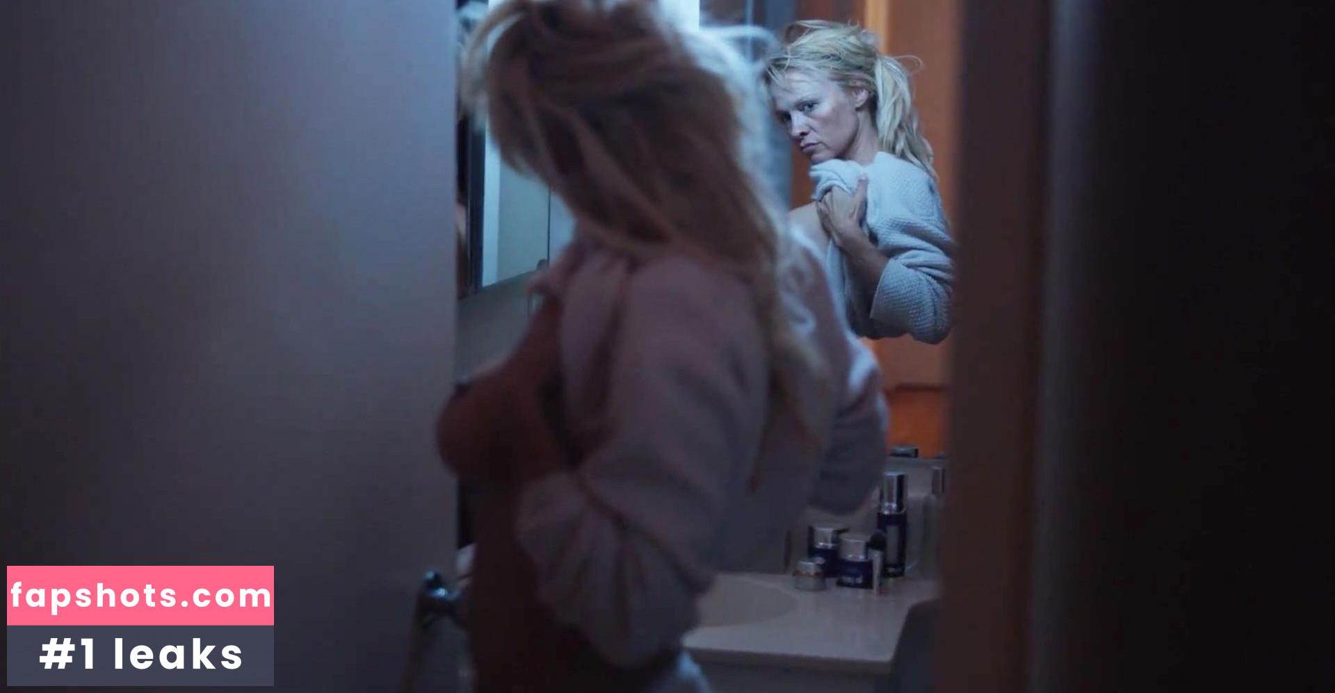 Pamela Anderson gallery photo #419