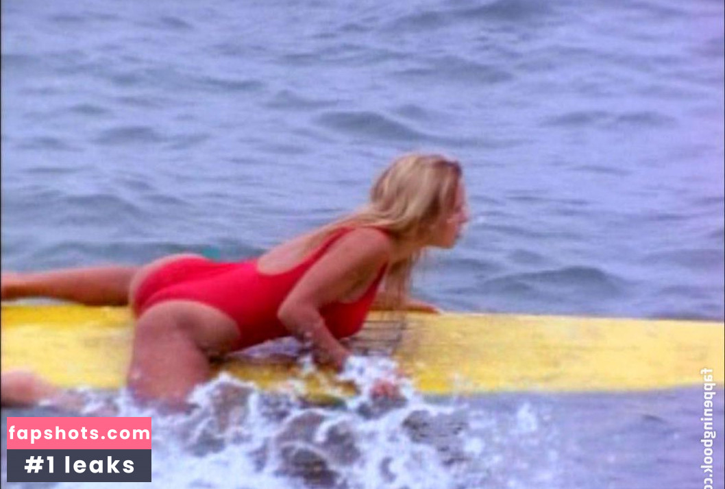 Pamela Anderson gallery photo #428