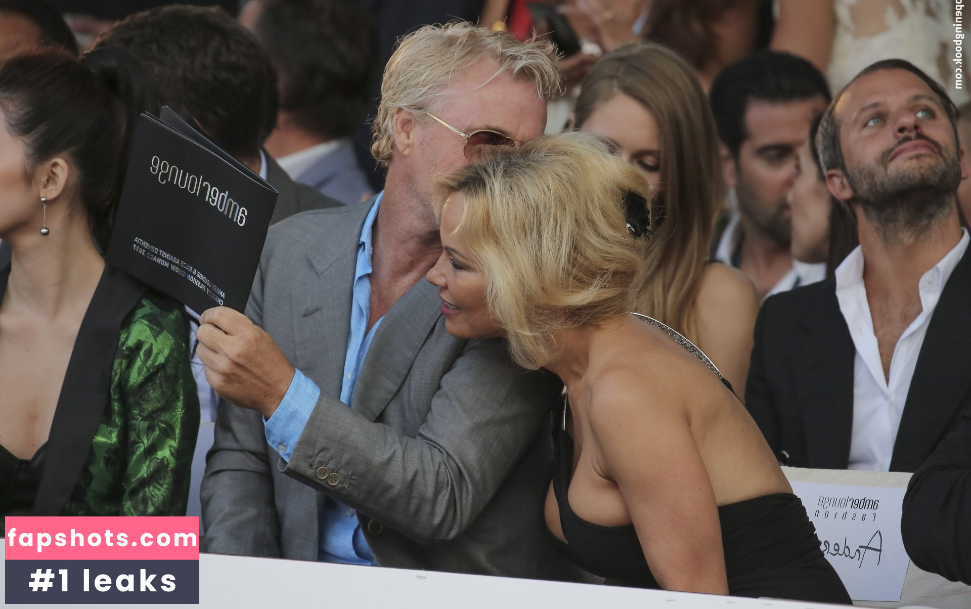 Pamela Anderson gallery photo #565