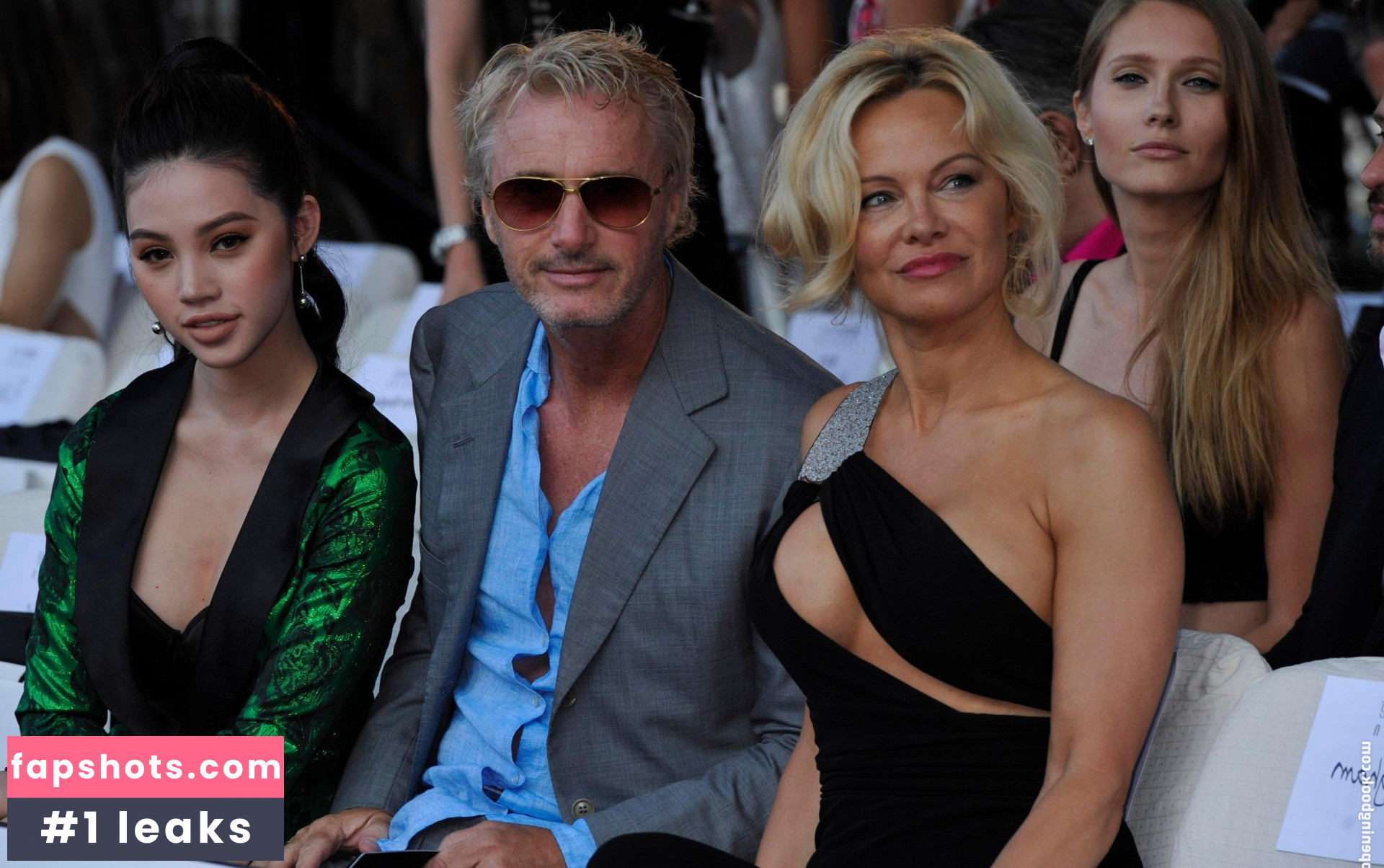 Pamela Anderson gallery photo #566