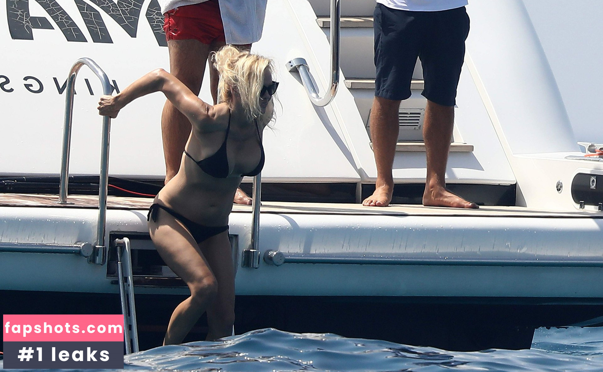 Pamela Anderson gallery photo #579