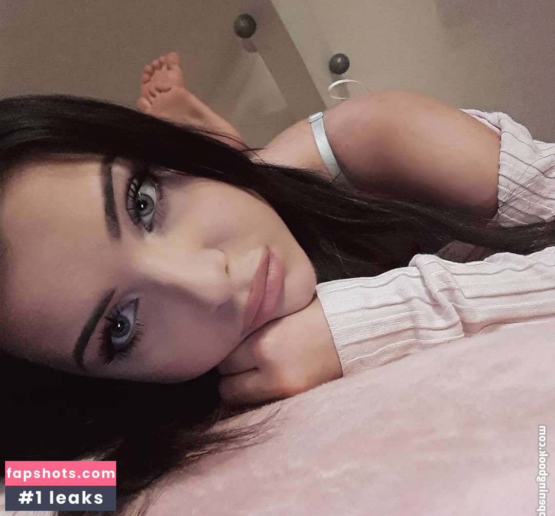 Pamela Borek gallery photo #11